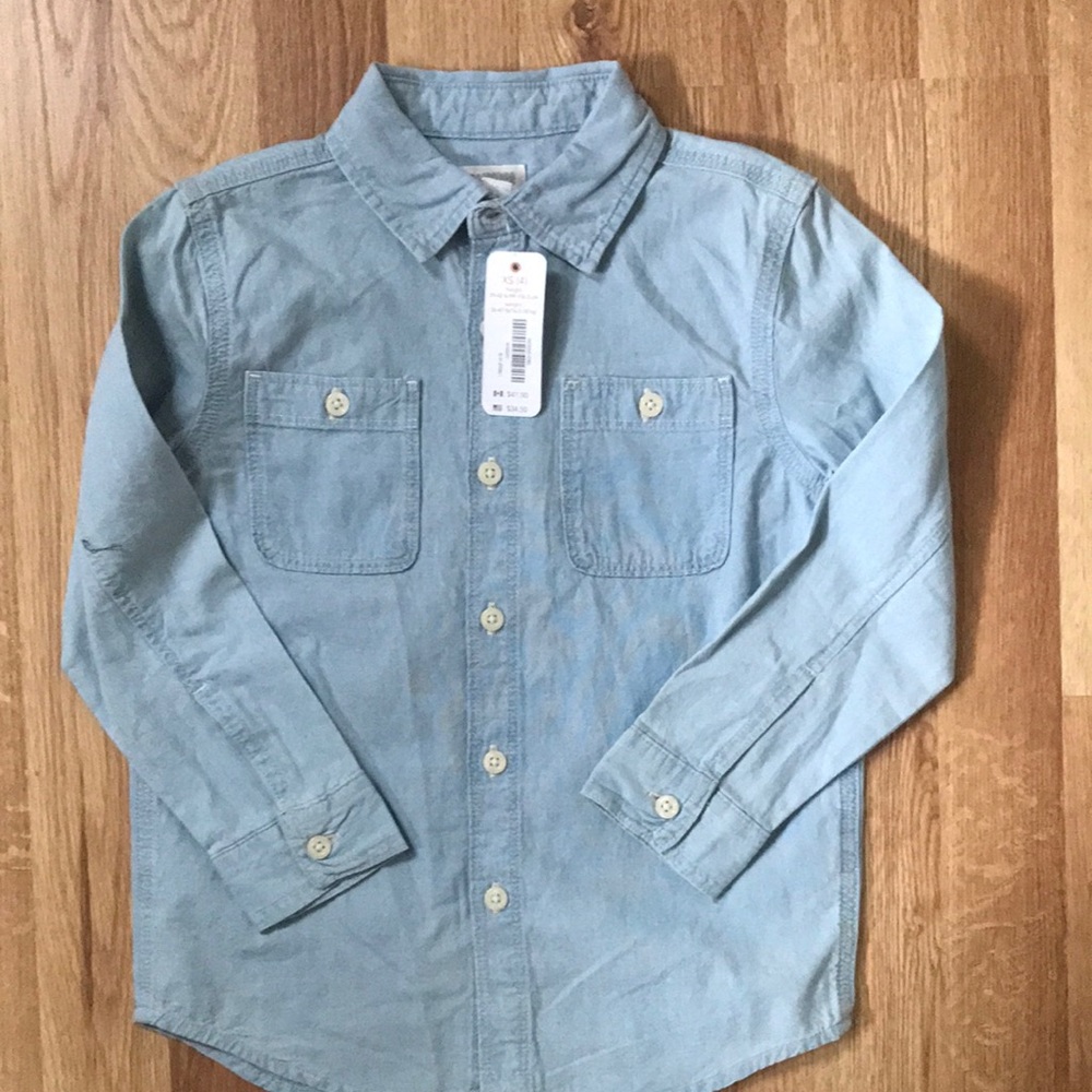 Chambray button up size small.
